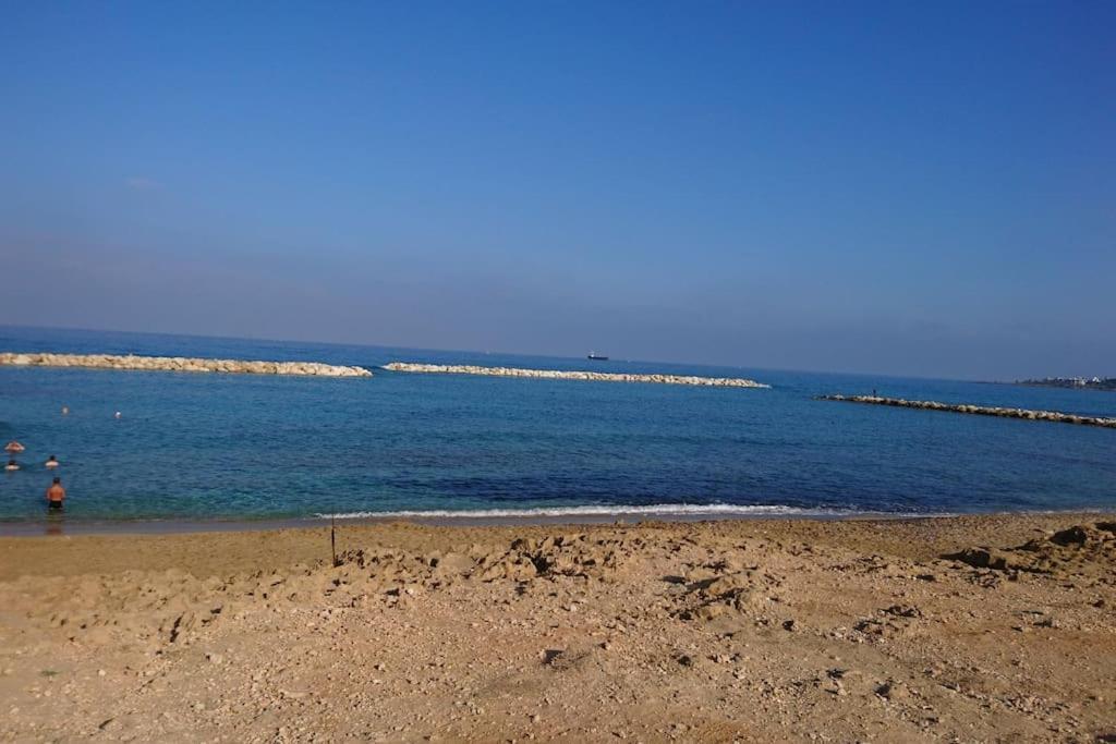Isabella Court Townhouse Near Venus Beach And Lidl Paphos ภายนอก รูปภาพ